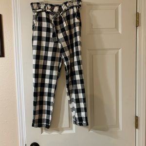 GB girls size 14 Buffalo plaid pants EUC
